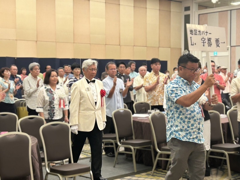 糸満白銀ライオンズクラブ_ガバナー公式訪問が行われました