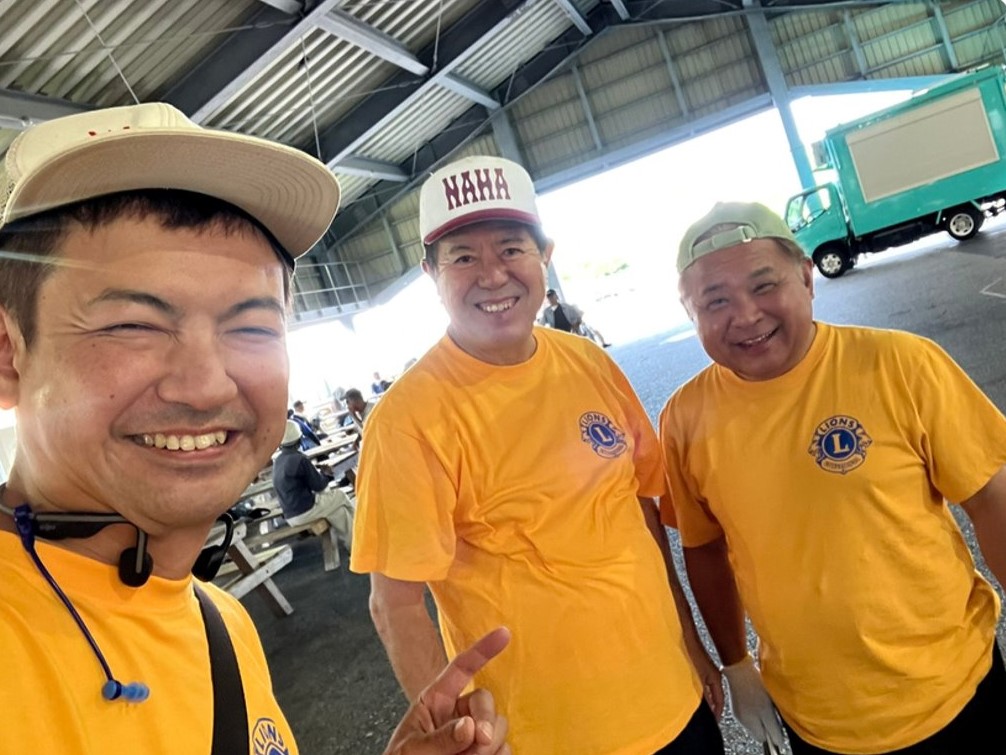 糸満白銀ライオンズクラブ「道の駅いとまん」ボランティア清掃